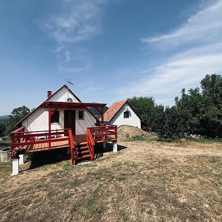 Erdodi Pince Badacsony Villa Nemesgulács Exterior foto